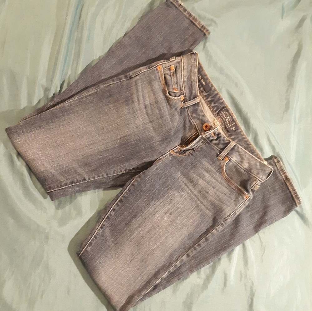 Lucky brand dark with a fade skinny Jean's 0/25